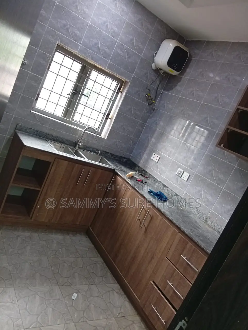 2bdrm Block of Flats in Fo1 Kubwa for rent