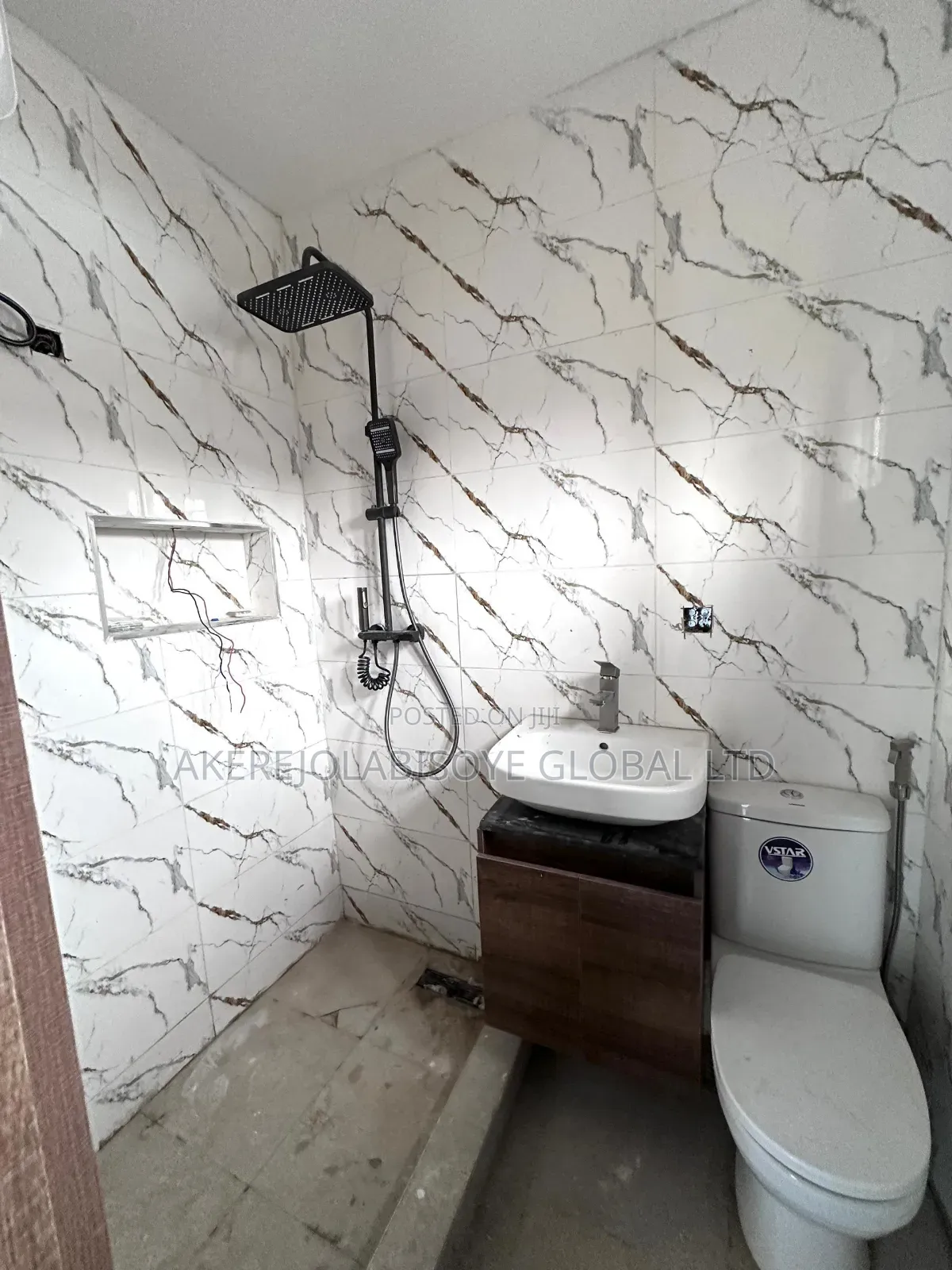 4bdrm Townhouse/Terrace in In An Karsana, Gwarinpa for sale