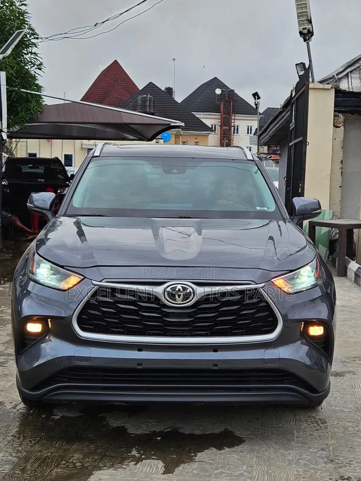 Toyota Highlander XLE 2021 Gray