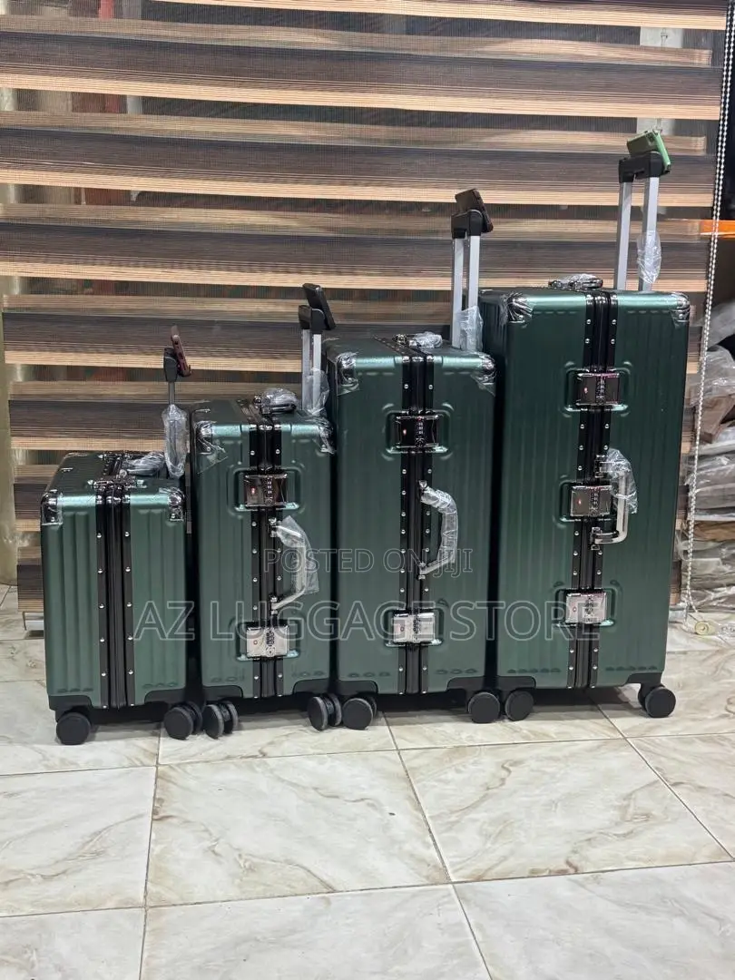 Set of 4 Aluminum Luxury Luggage Box