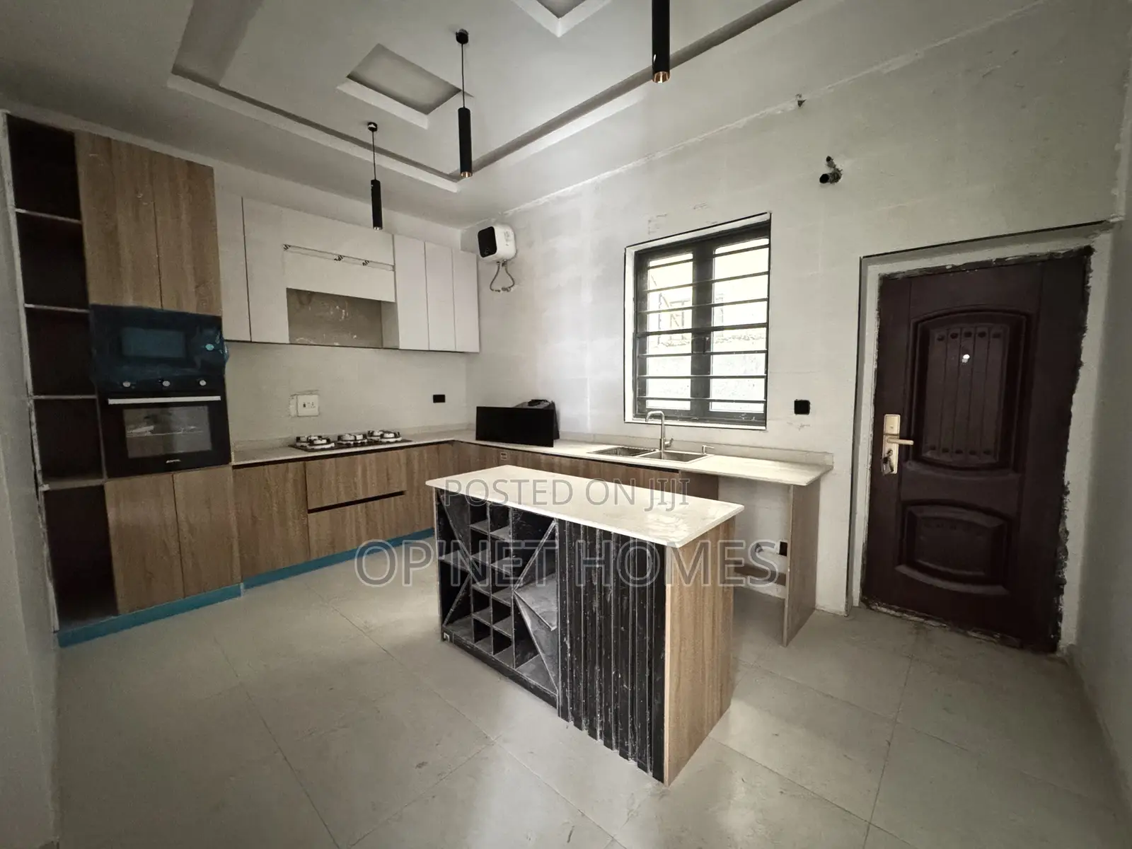 4bdrm Duplex in Harris Drive, Lekki for sale