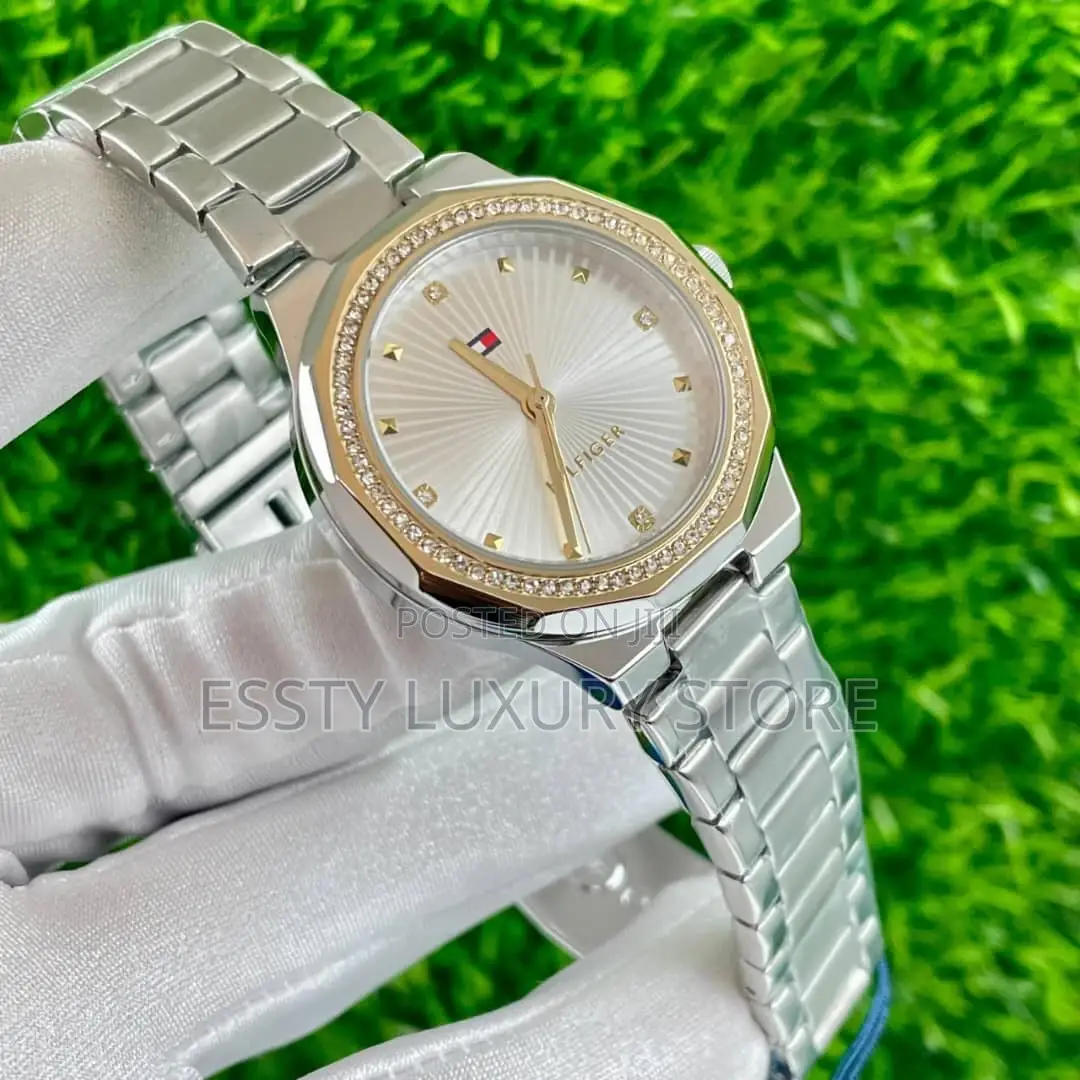 Tommy Hilfiger Quality Luxury Men Chain Strap Wristwatch