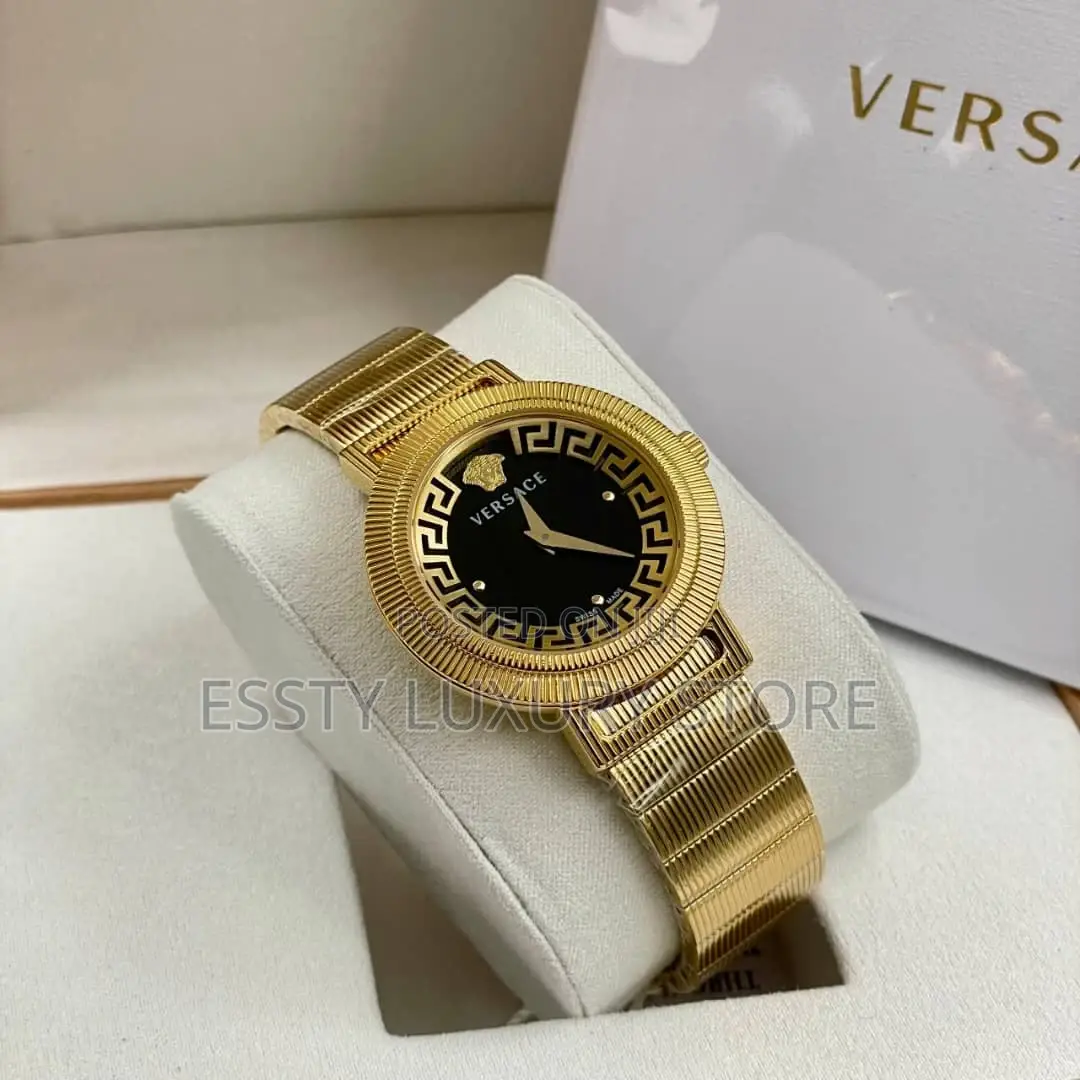 Versace Quality Luxury Female Chain Strap Wristwatch
