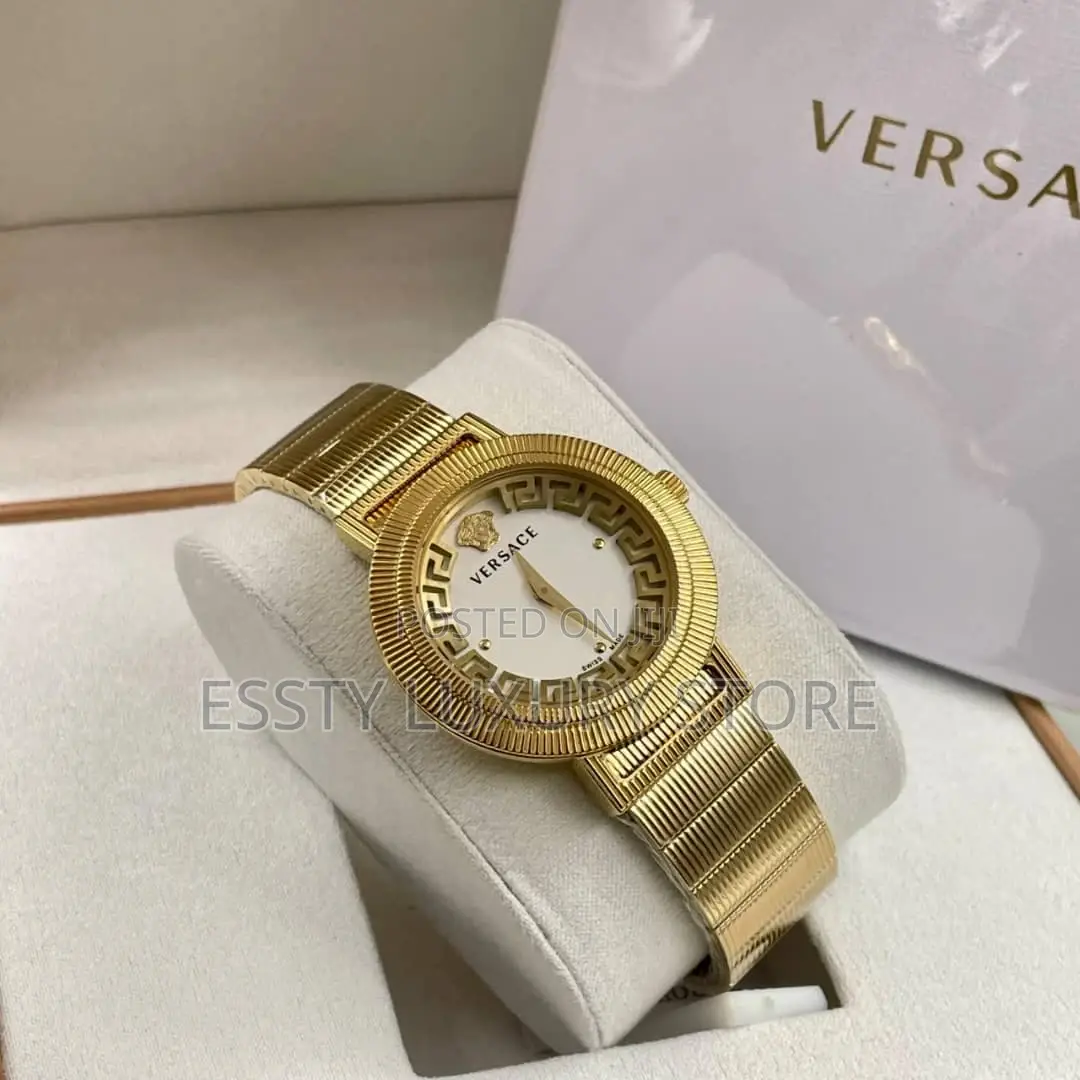 Versace Quality Luxury Female Chain Strap Wristwatch