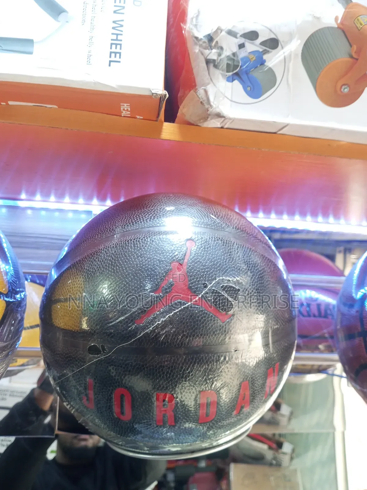 Jordan Playground 2.0 8p Basketball