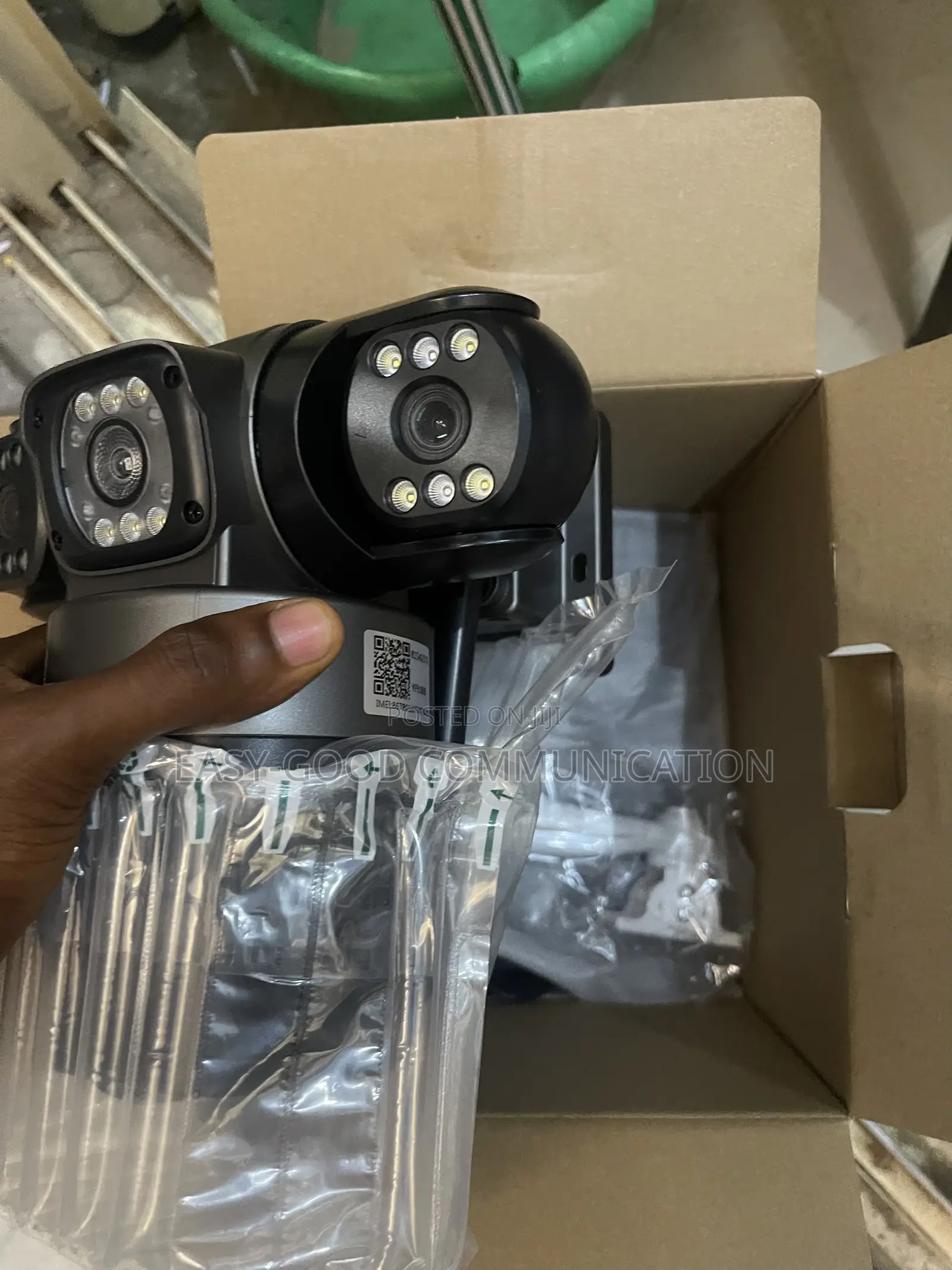 Ultra Hd Triple Lens PTZ Solar Camera