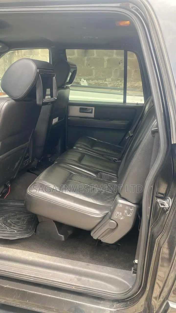 Ford Expedition EL XLT 2011 Black