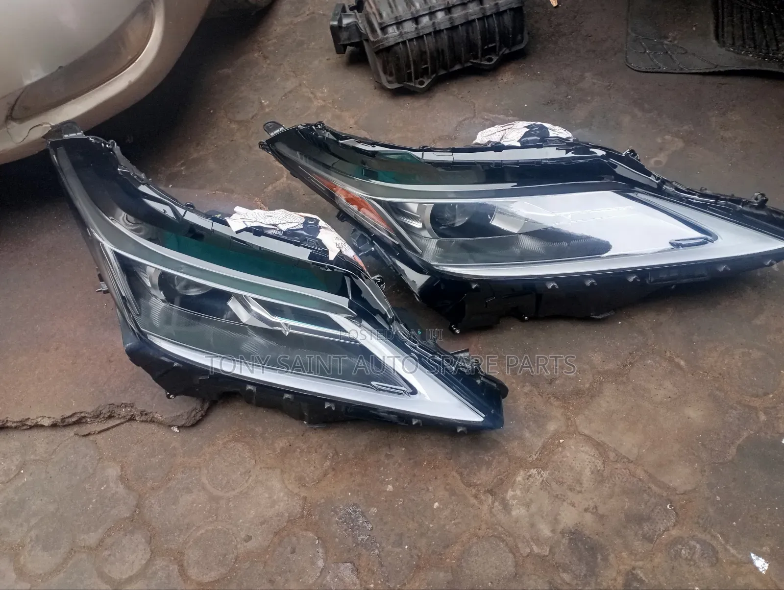 Brand New Lexus Rx350 2020 Model One Touch Headlamp Set