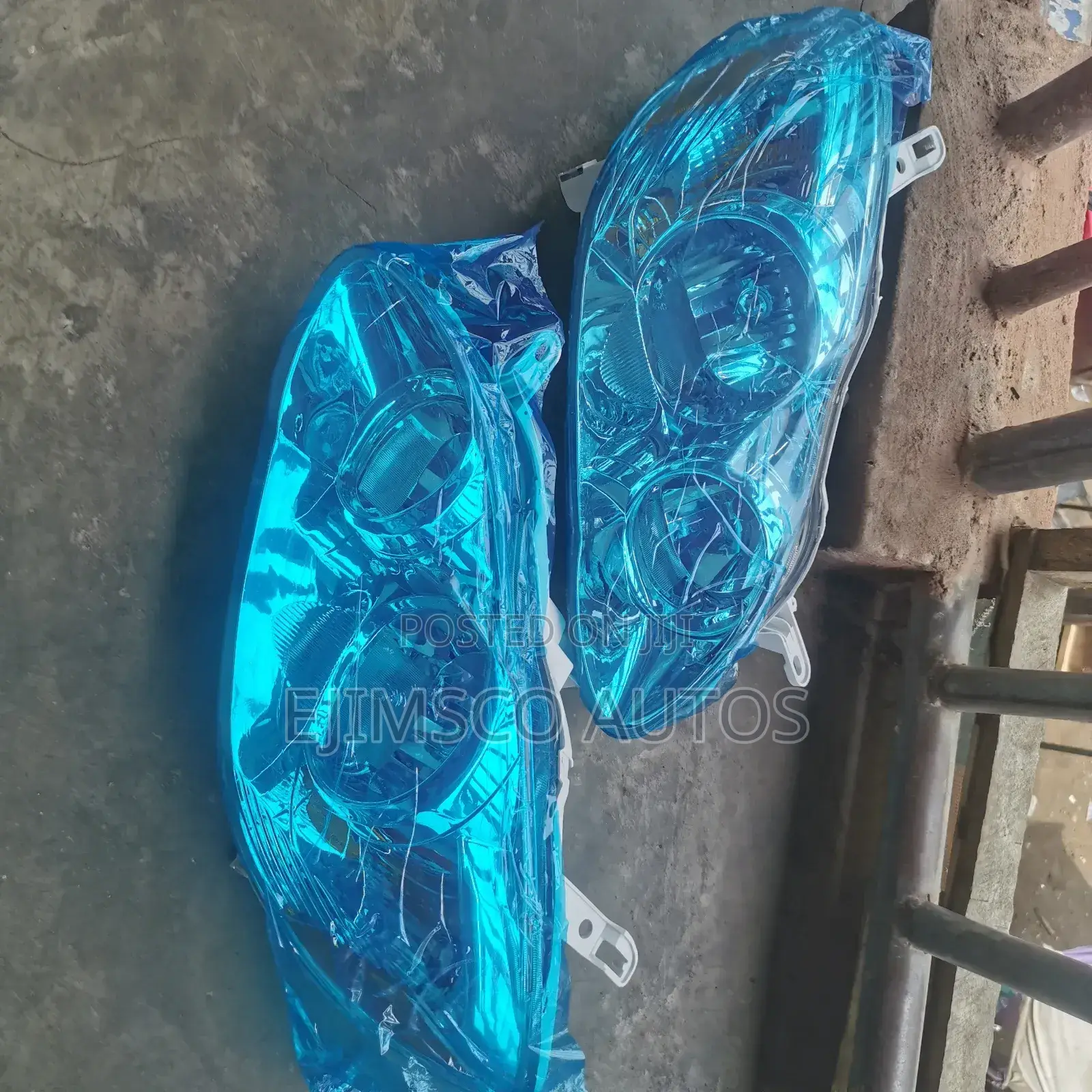 Head Lamp Corolla 2003 - 2006 Model