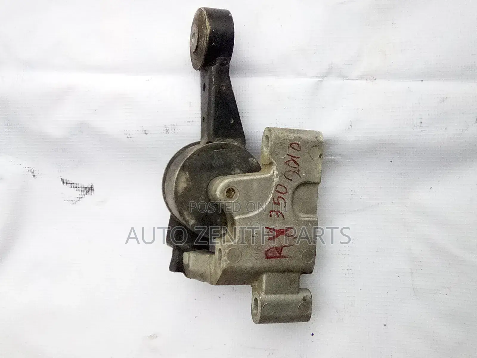 Engine Seat: Rx350 2010