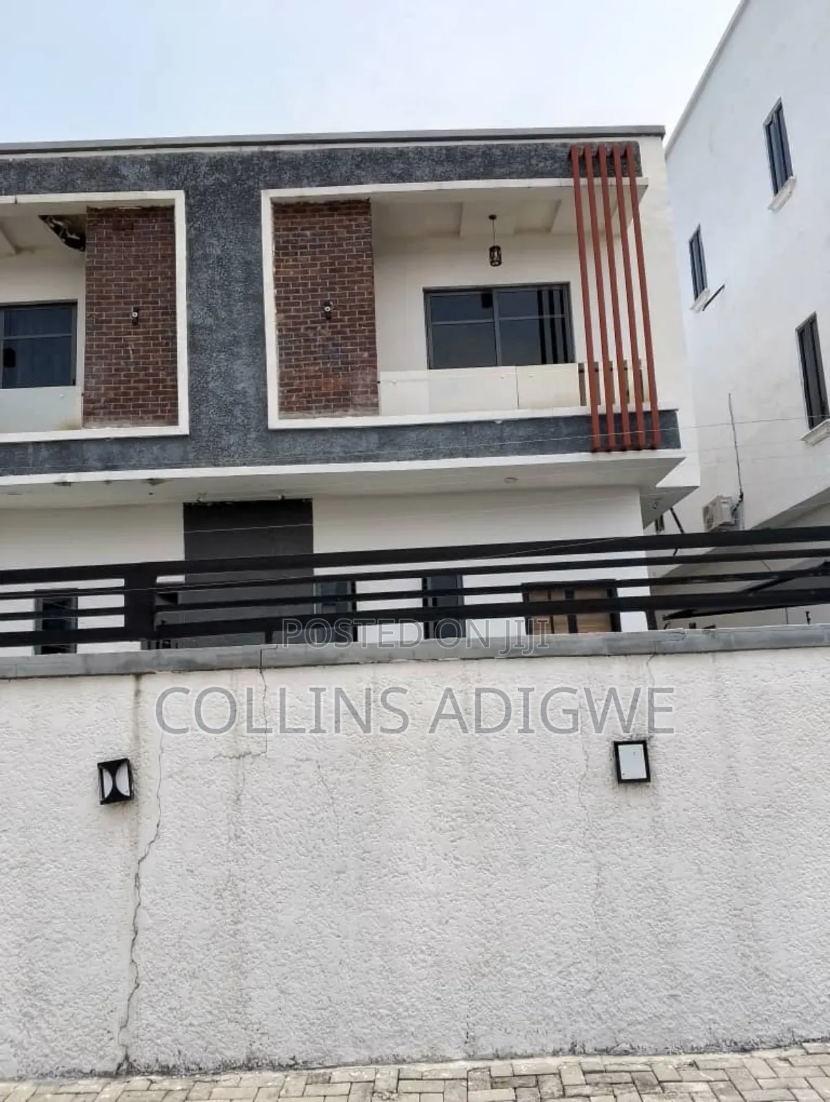 4bdrm Duplex in Chevron Alternative for rent