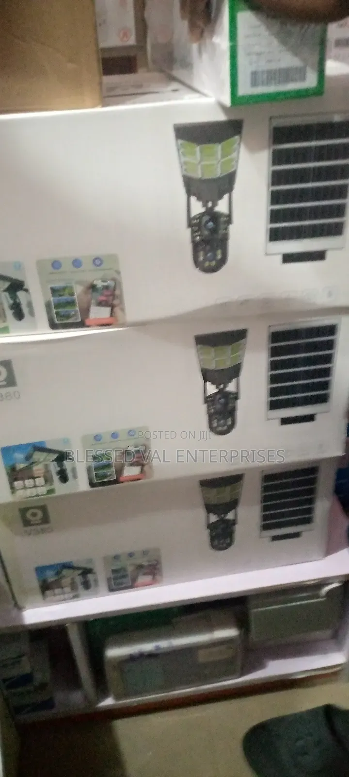 Ai Solar Camera+Lighting 380