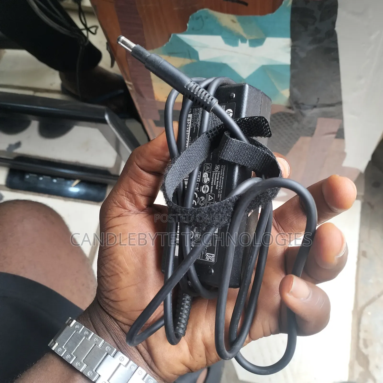 Follow Come Hp Small Pin Long Mouth Charger – Tested