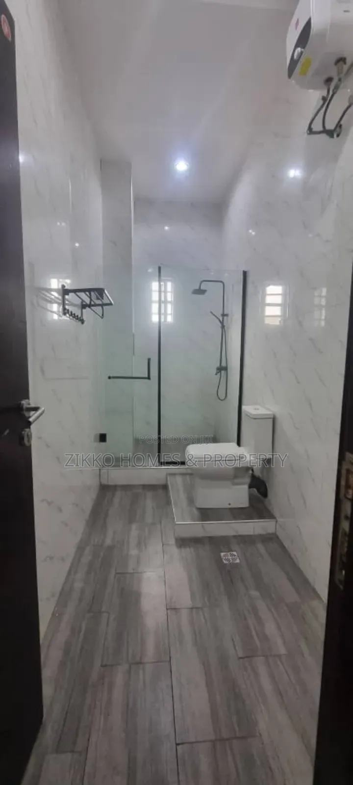 4bdrm Duplex in Sunshine Estate, Ajah for sale