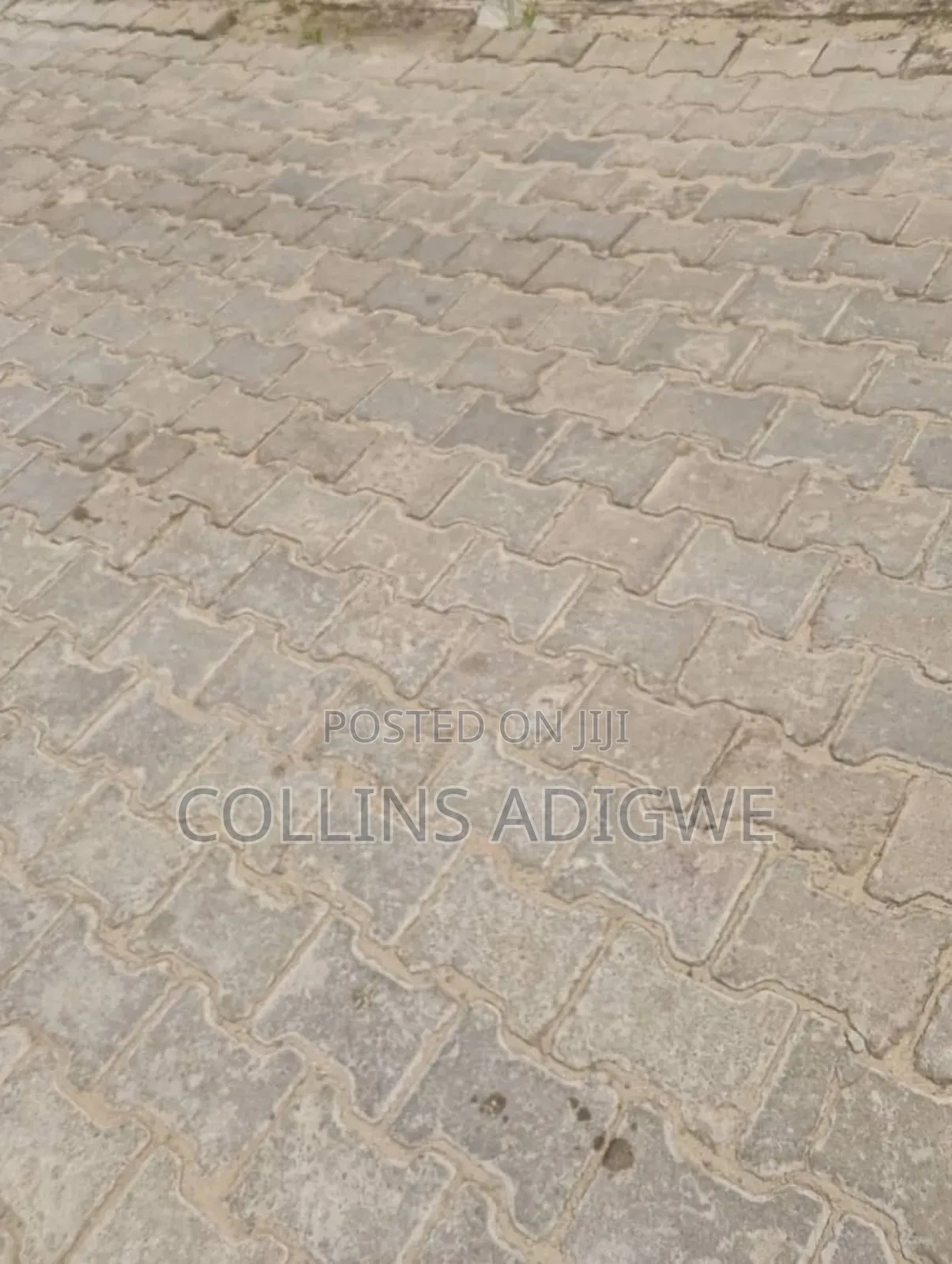 5bdrm Duplex in Chevron Estate for rent