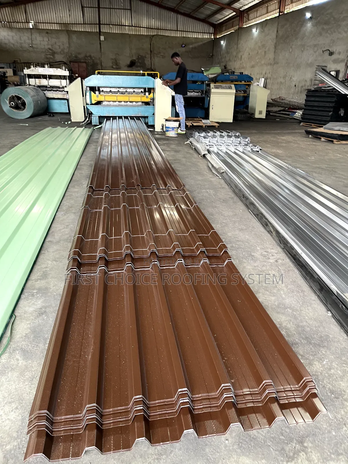 Steptile And Long Sparn Design Aluminium Roofing Oven Baked
