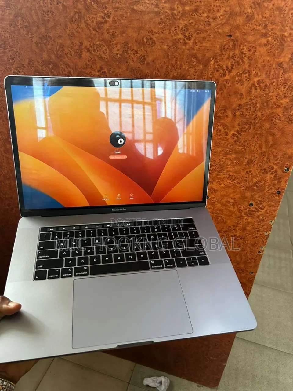 Laptop Apple MacBook Pro 2019 16GB Intel Core i9 SSD 512GB