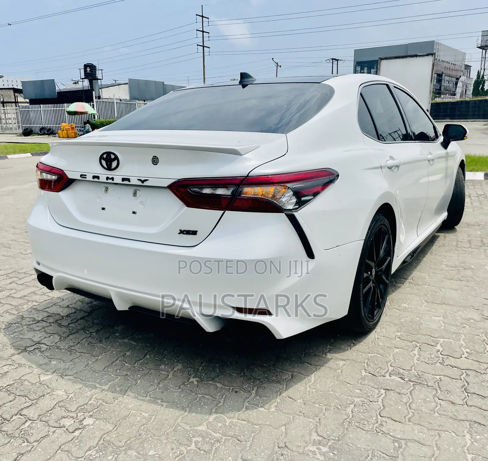 Toyota Camry XSE V6 2021 White
