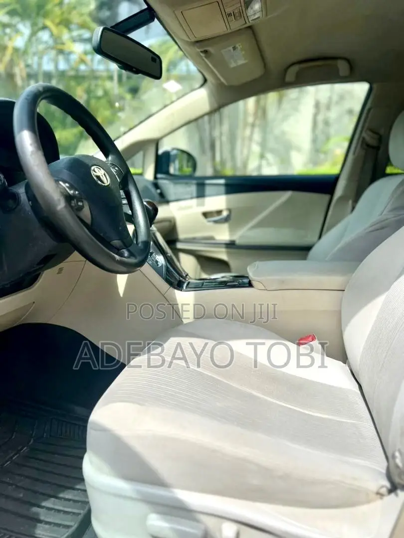 Toyota Venza Available on Self Drive
