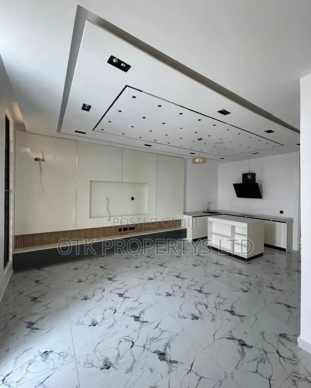 5bdrm Duplex in Osapa London Lekki for sale