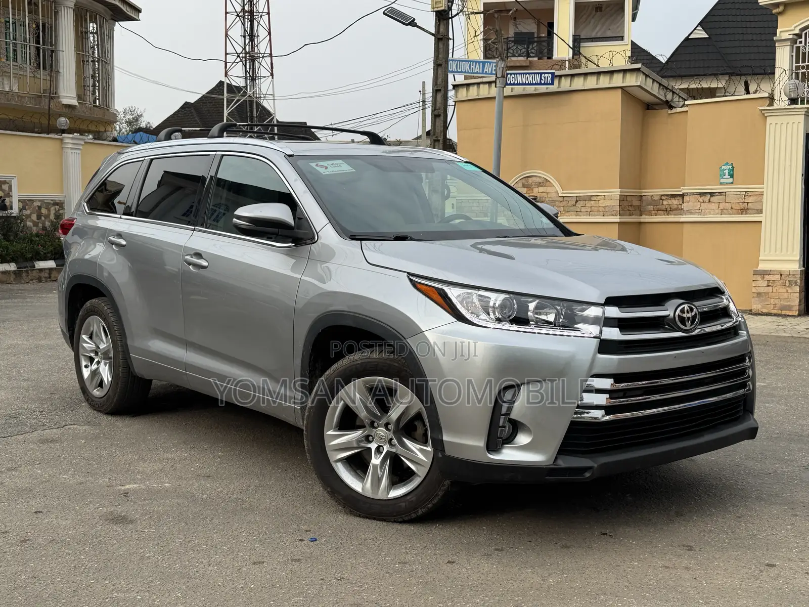 Toyota Highlander Limited 4dr SUV AWD (3.5L 6cyl 6A) 2014 Silver