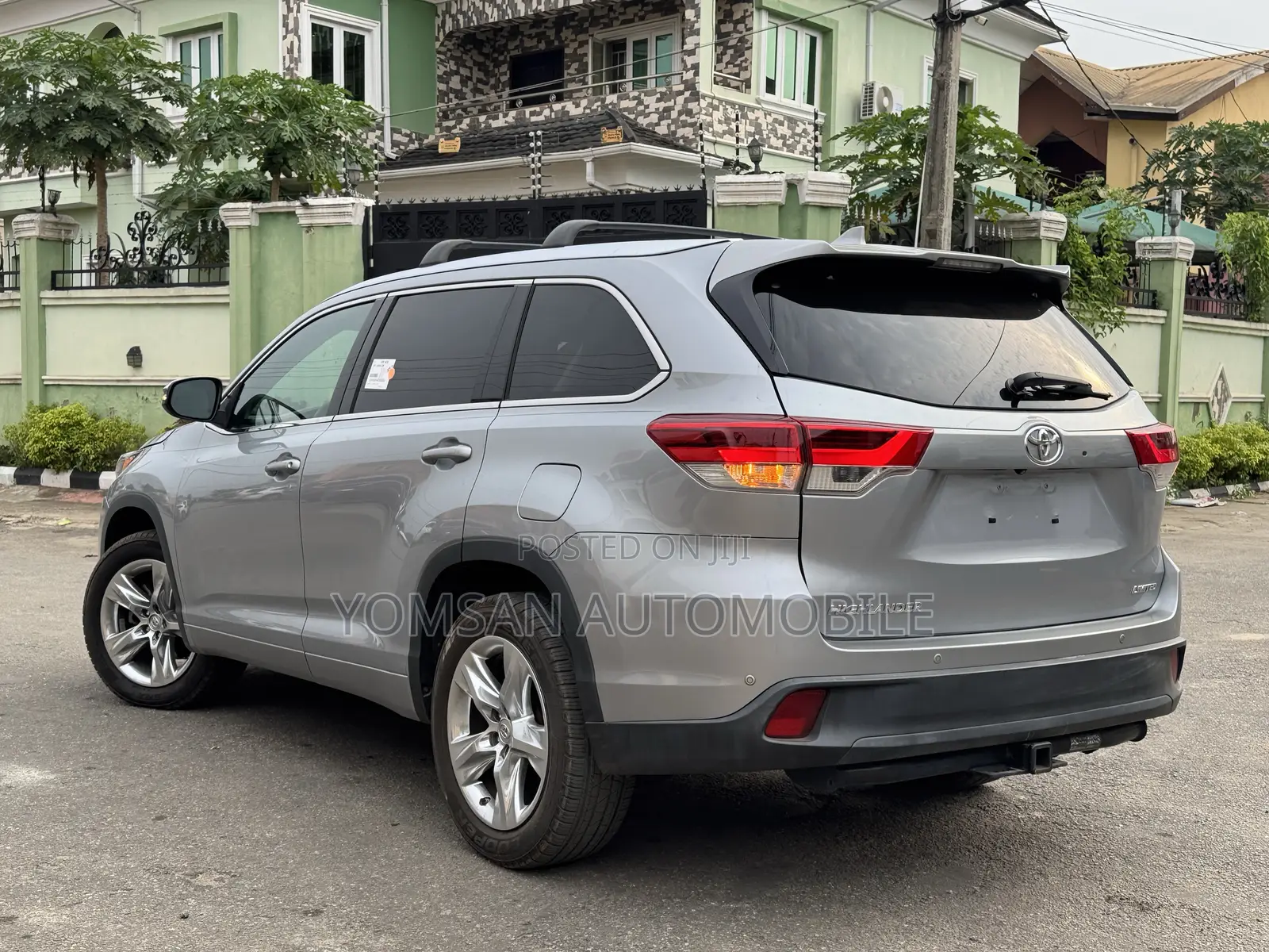 Toyota Highlander Limited 4dr SUV AWD (3.5L 6cyl 6A) 2014 Silver