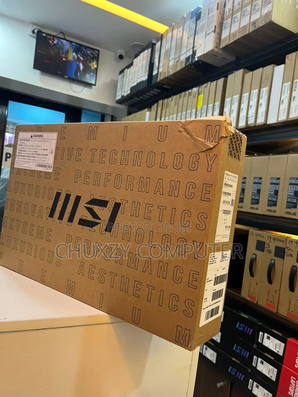 New Laptop MSI Katana 15 32GB AMD Ryzen 9 SSD 1T