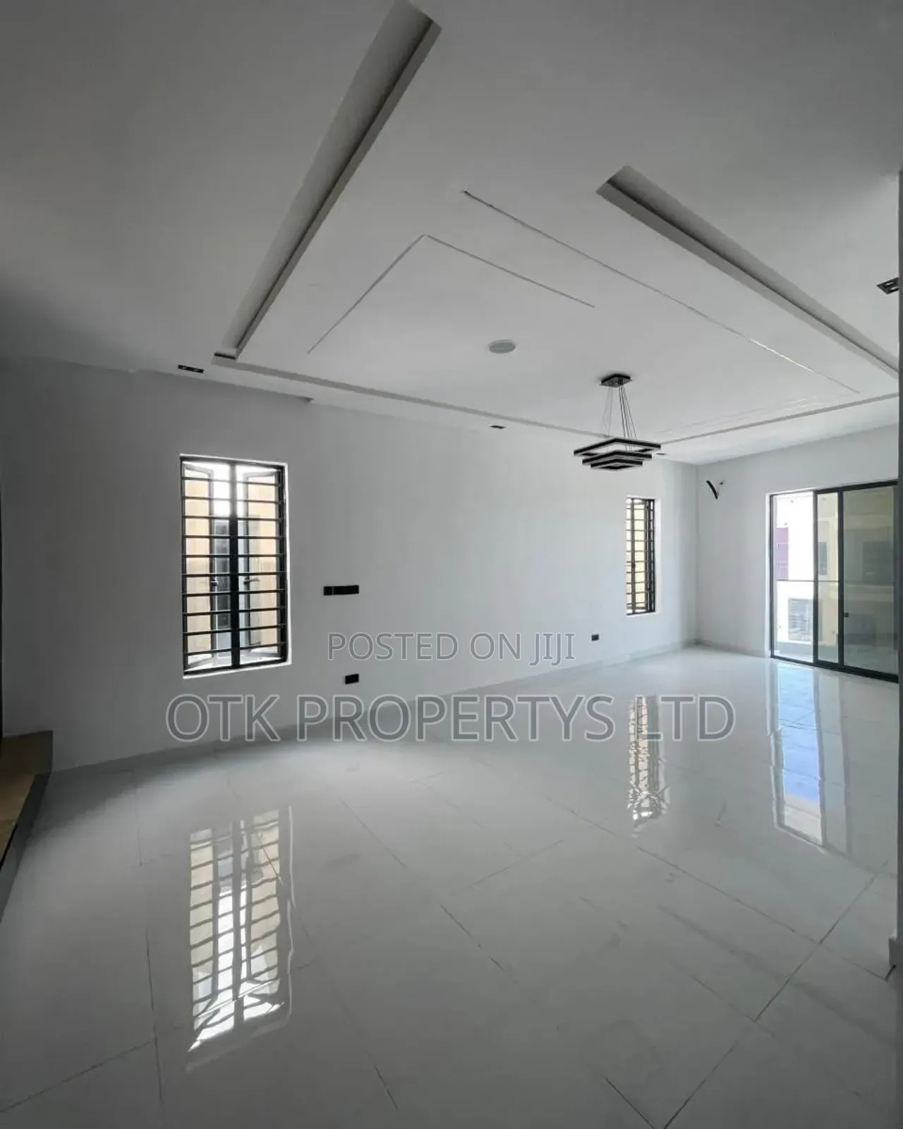 5bdrm Duplex in Ajah Lagos for sale