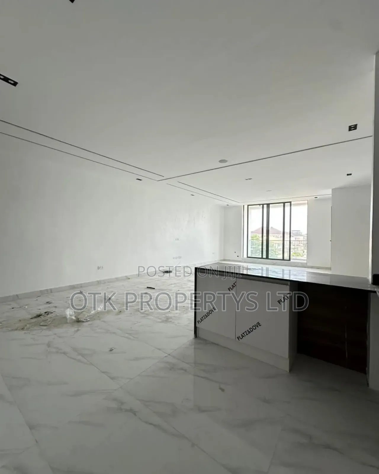 2bdrm Block of Flats in Oniru Vi Lagos, Orange Island for sale