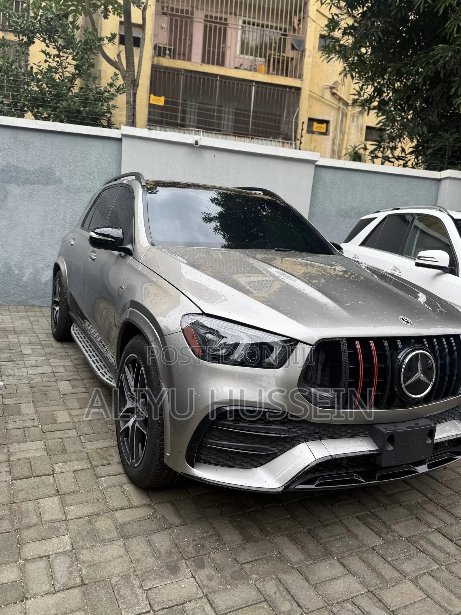 Mercedes-Benz GLE-Class 2022 Gold
