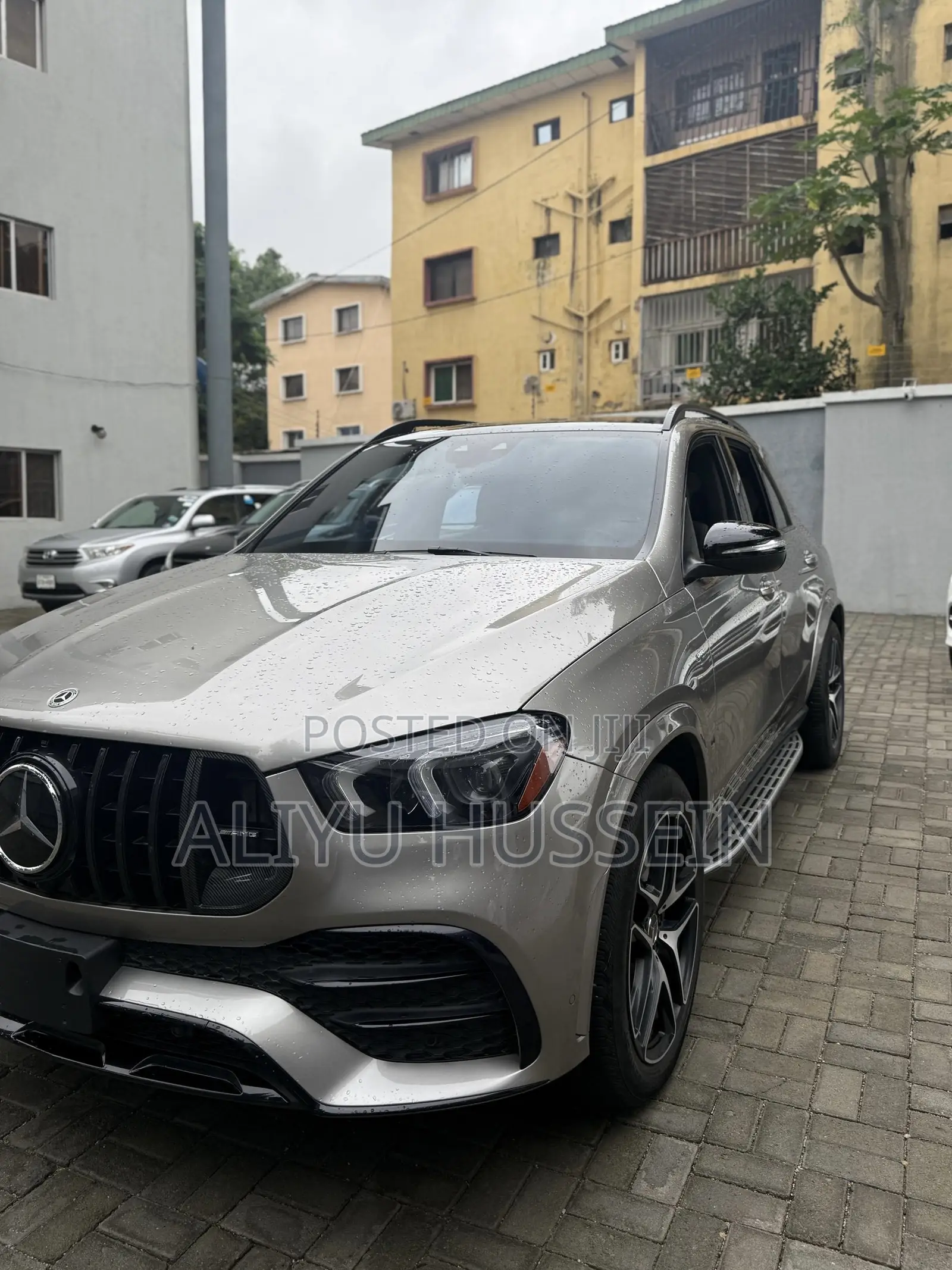 Mercedes-Benz GLE-Class 2022 Gold