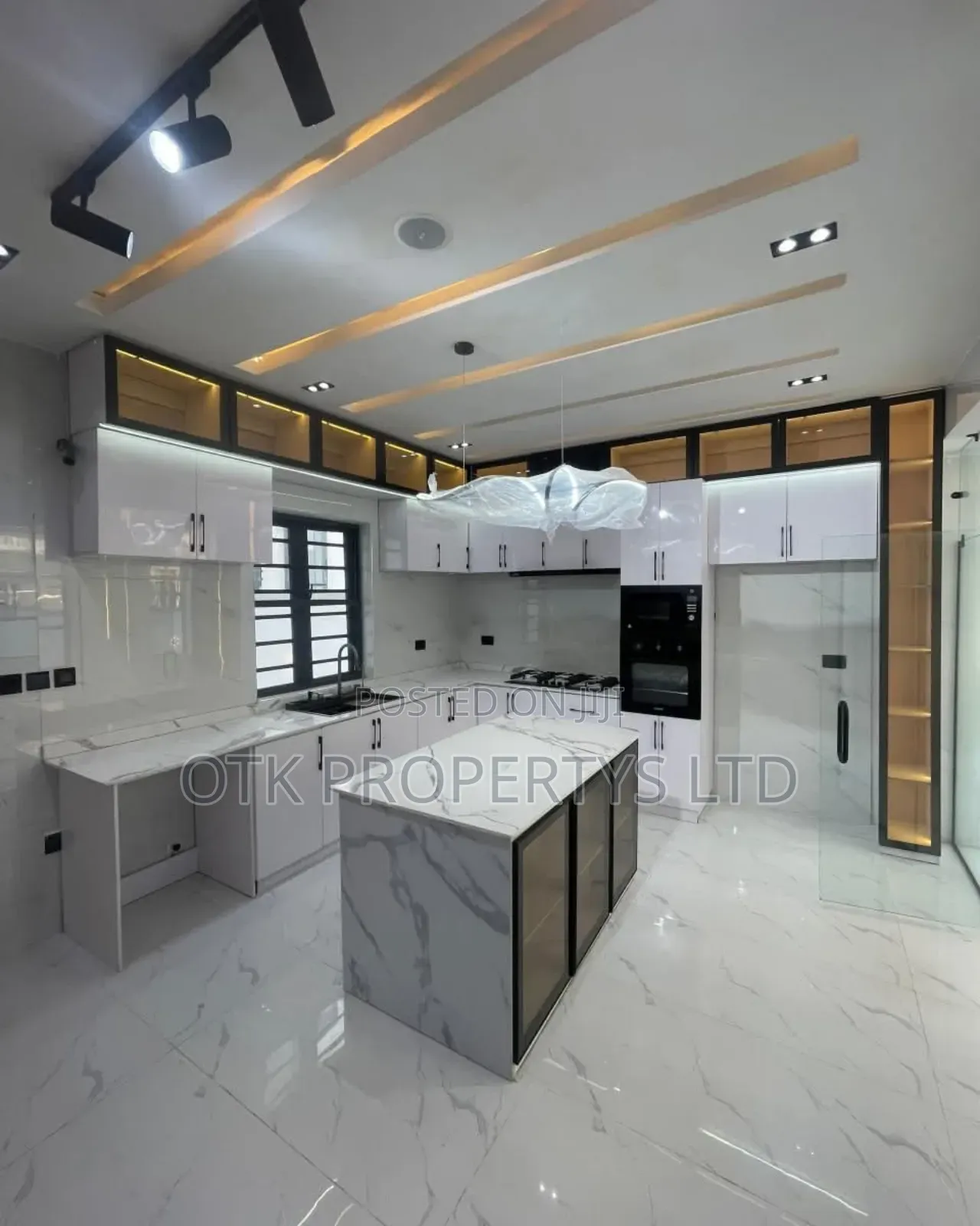 5bdrm Duplex in Ajah Lagos, Ikate-Elegushi for sale
