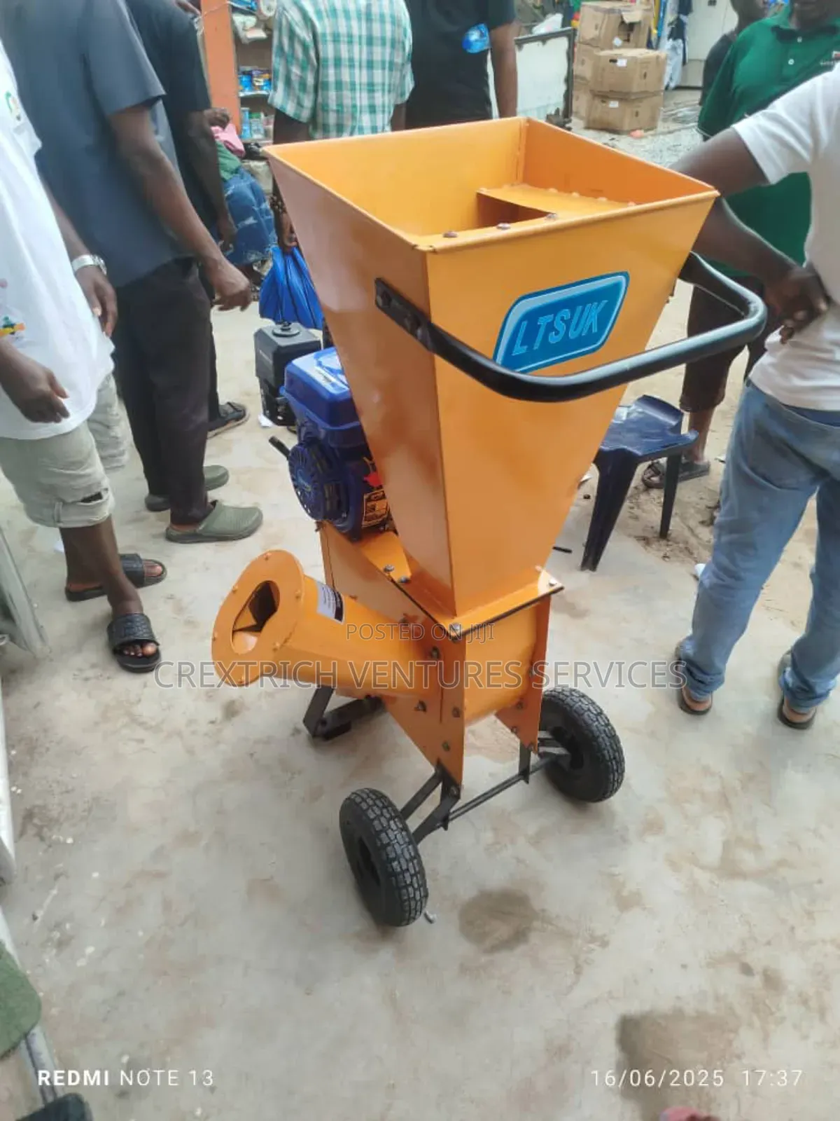 Wood Chaff Cutting Machine