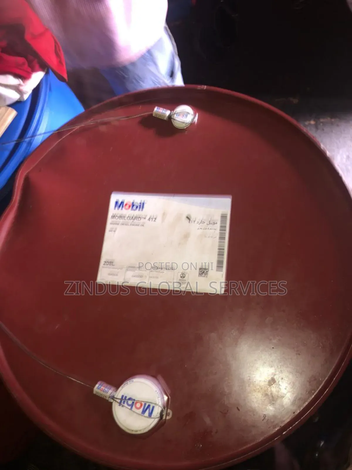 Mobile Nuto H68 Hydraulic Oil