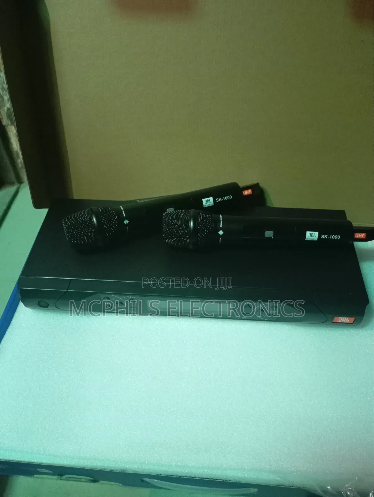 Jbl Dual Handheld Uhf Wireless Microphone Sk1000