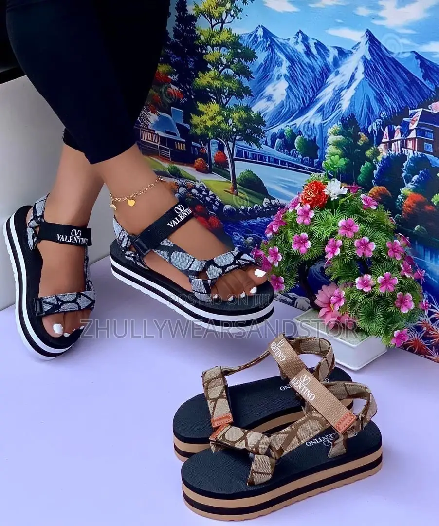 High Quality Luxury Sandals