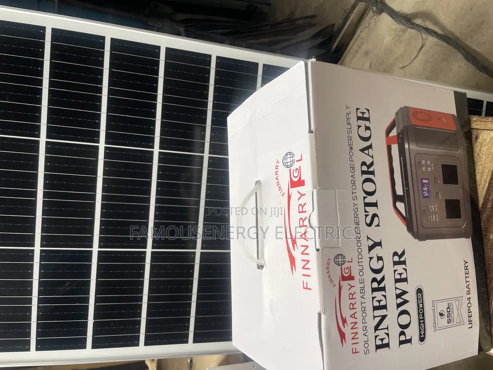 550w Energy Storage / Solar Generator With 150w Solar Panel