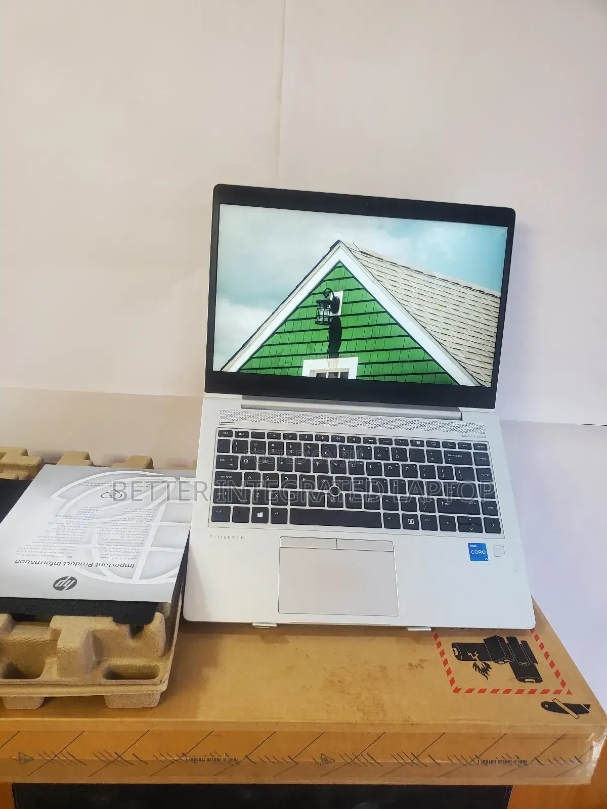 New Laptop HP EliteBook 735 G6 12GB Intel Core i5 SSD 1T