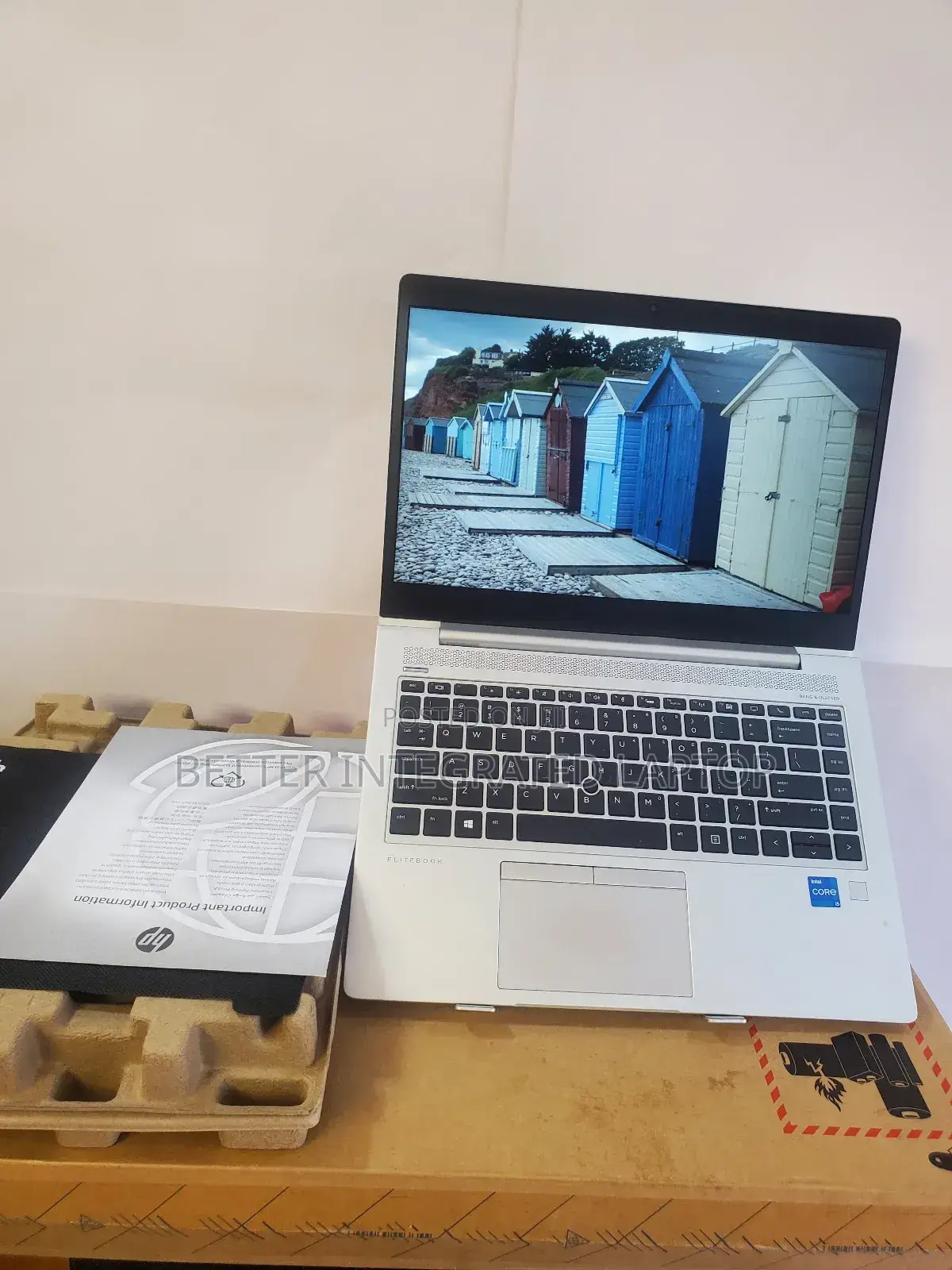 New Laptop HP EliteBook 735 G6 16GB Intel Core i5 SSD 1T