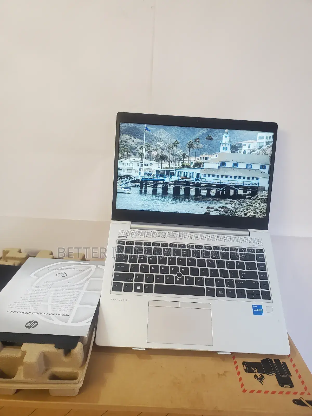 New Laptop HP EliteBook 735 G6 16GB Intel Core i5 SSD 1T