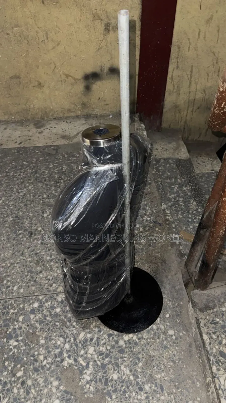 Black Body Male Body Form With Round Metal Base