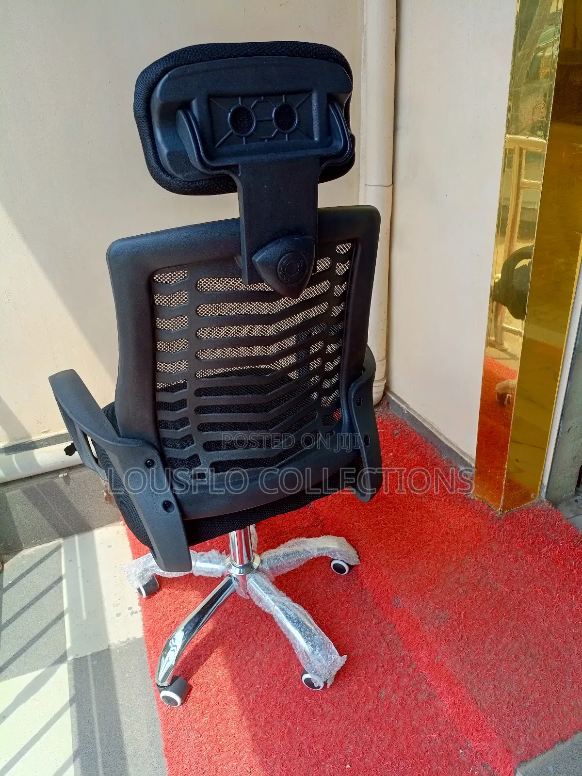 Your Quality Mesh Office Swivel Chair With Headrest