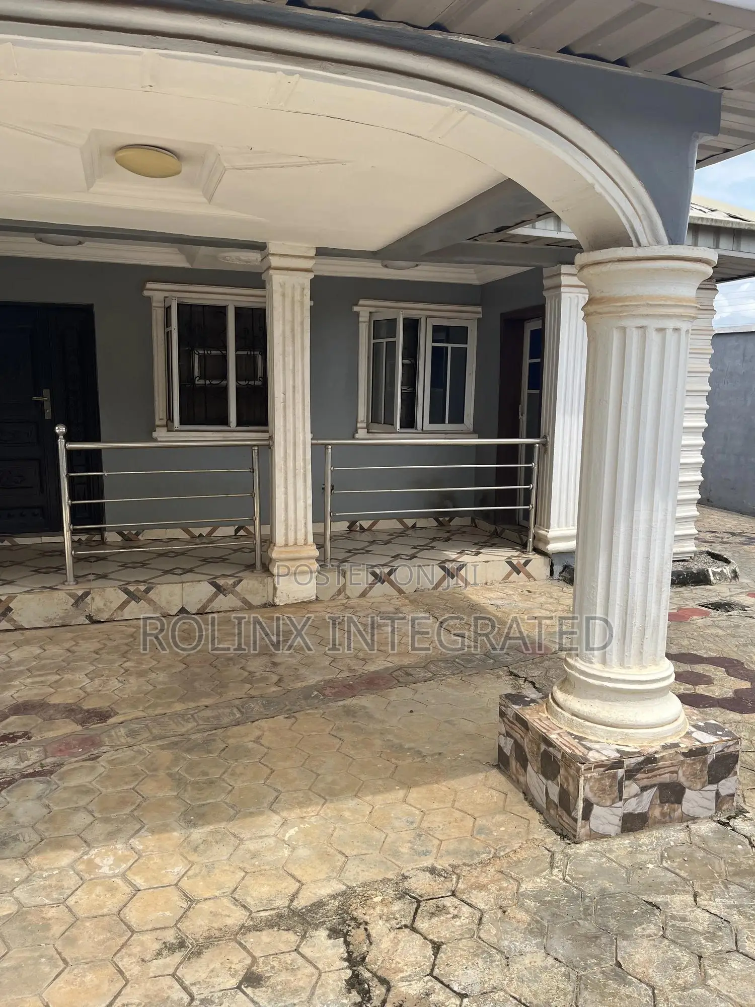 4bdrm Bungalow in Pillar Estate, Akala Express for sale