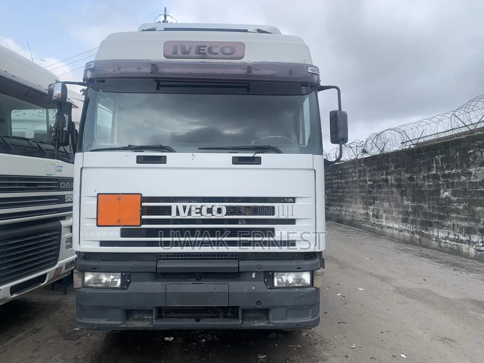 Foreign Used Iveco Trailer Truck