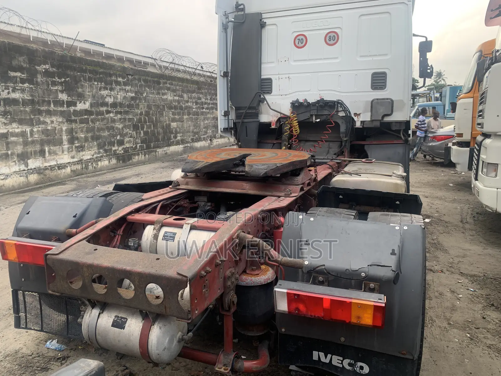 Foreign Used Iveco Trailer Truck