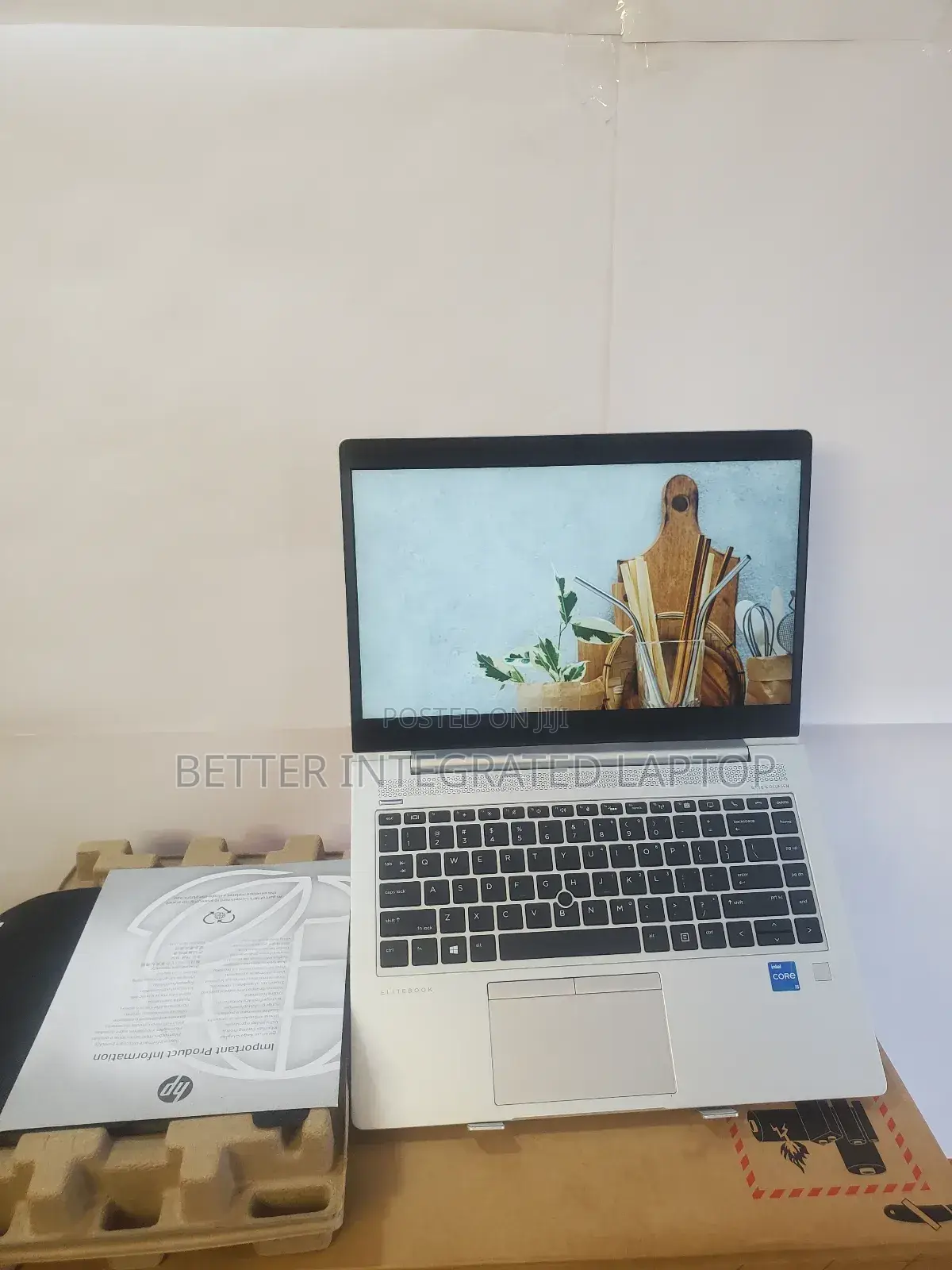 New Laptop HP EliteBook 740 G2 8GB Intel Core i5 SSD 512GB