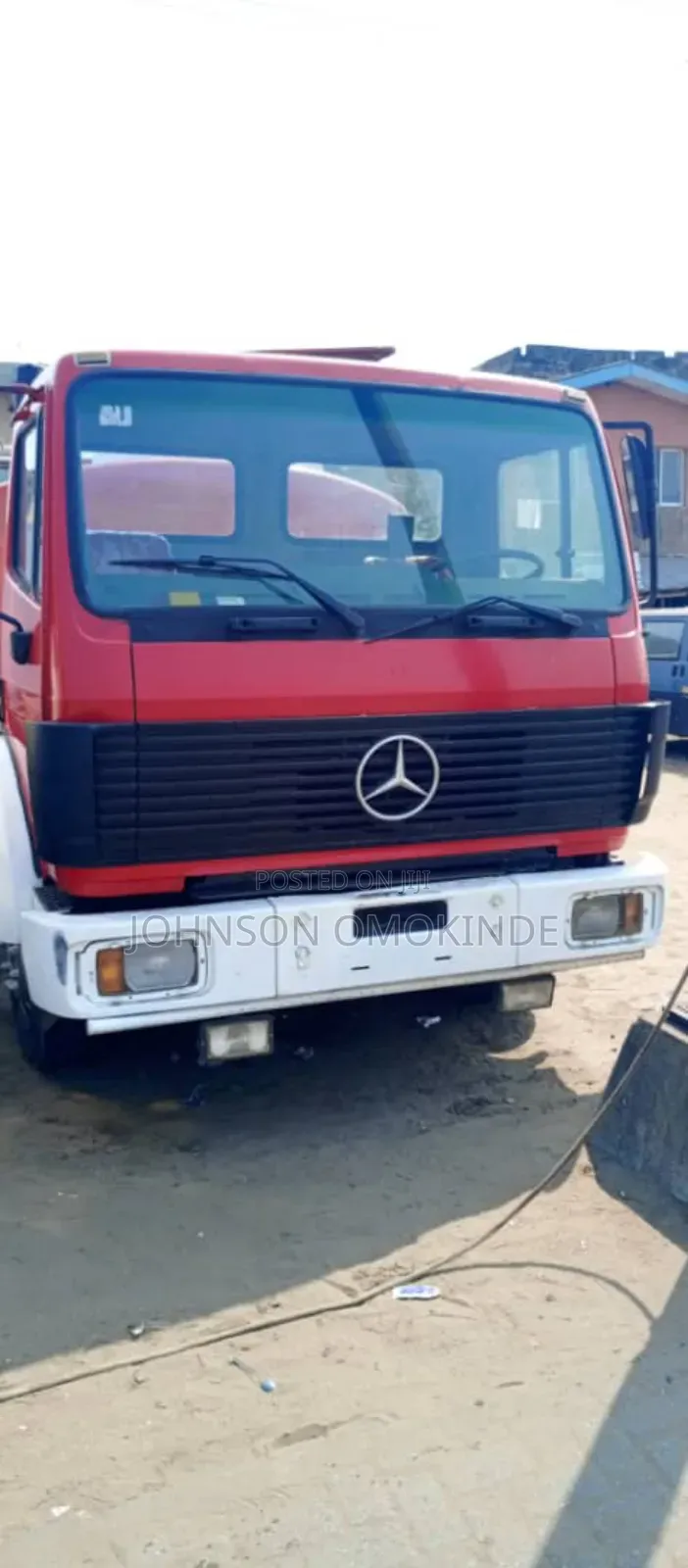 Mercedes Benz Water Tanker