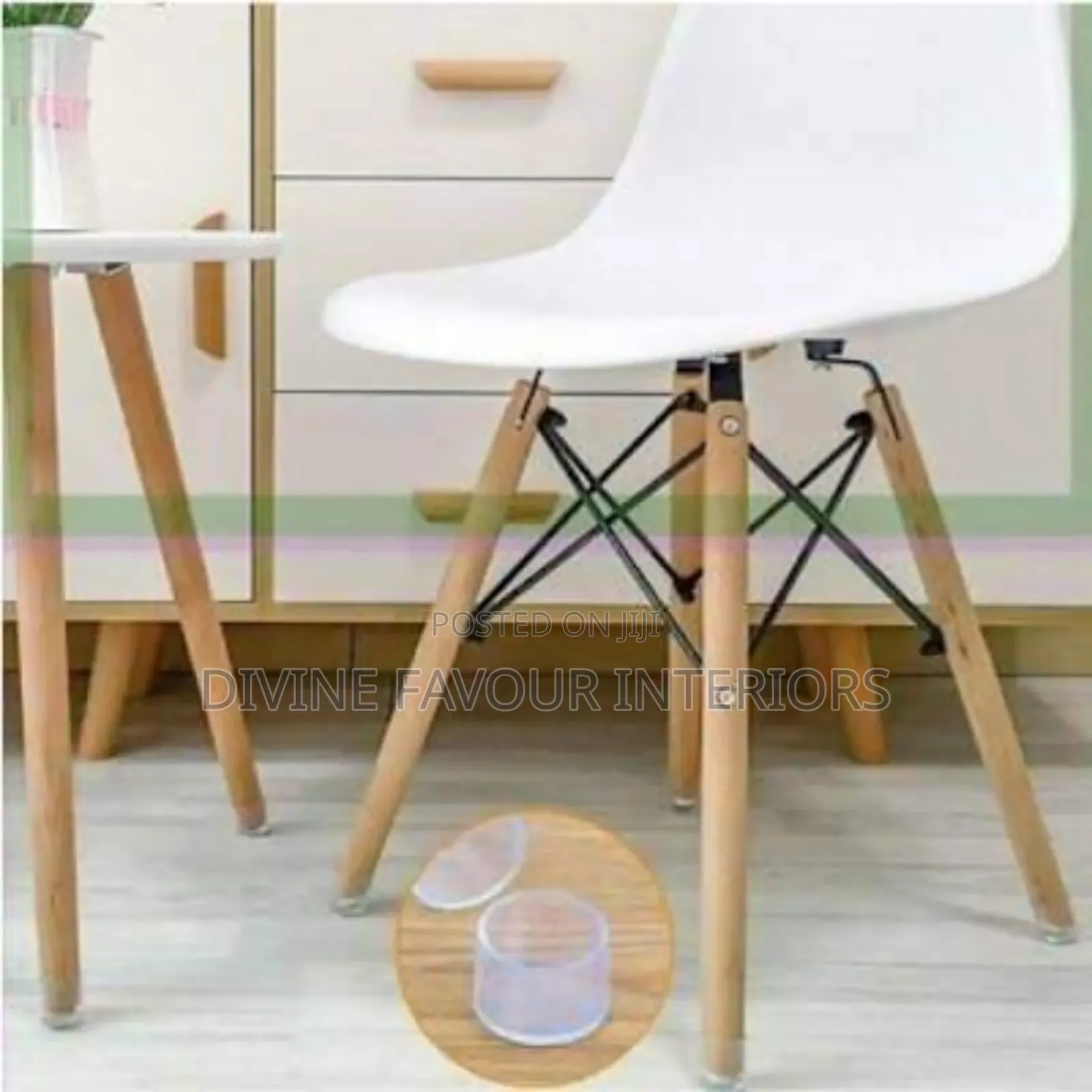 Dinning Round Table + 2 Sitting Chairs