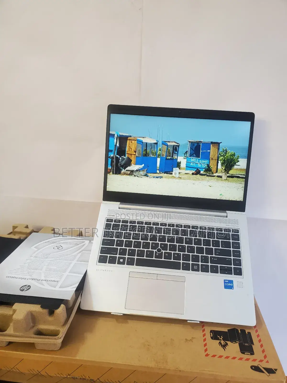 New Laptop HP EliteBook 740 G2 8GB Intel Core i5 SSD 1T