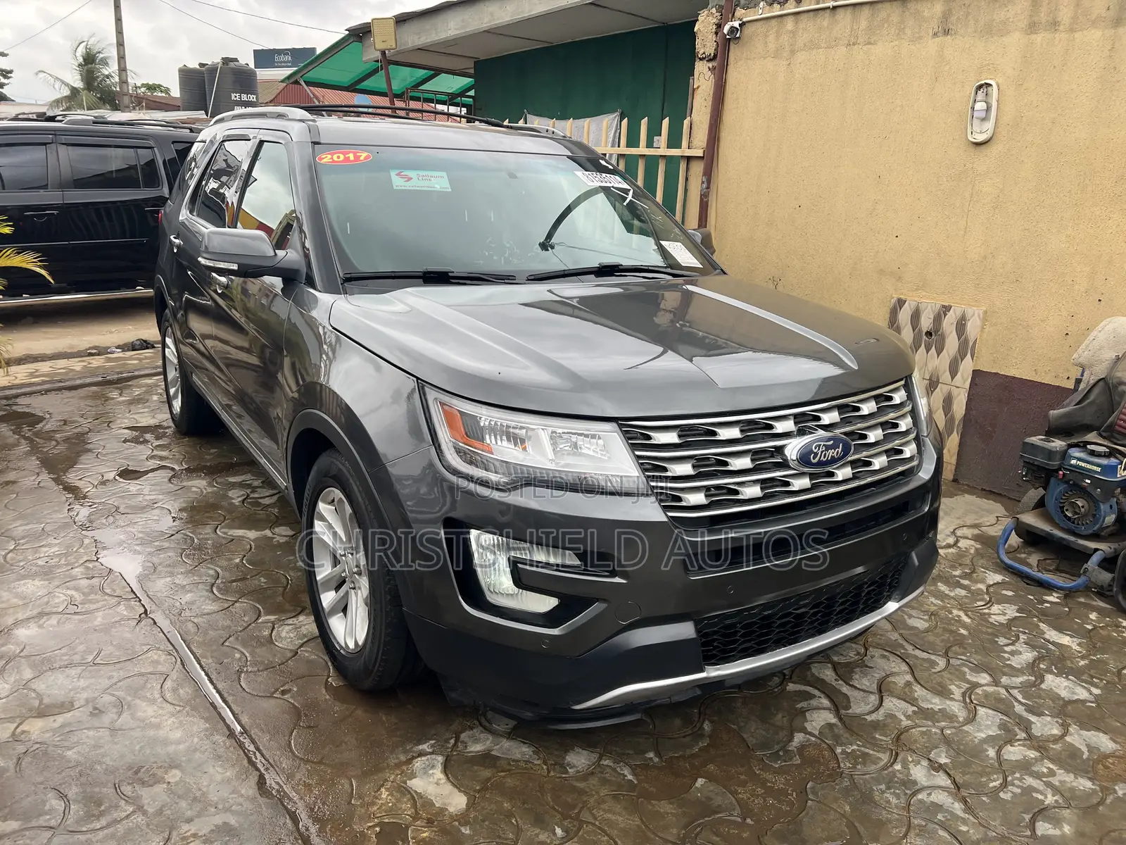 Ford Explorer XLT 4dr 4x4 (2.3L 4cyl 6A) 2017 Gray